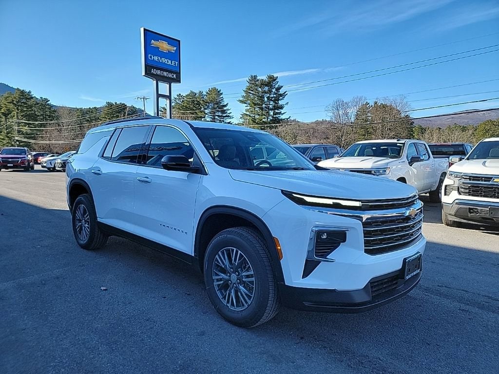 New 2026 Chevrolet Traverse LT SUV