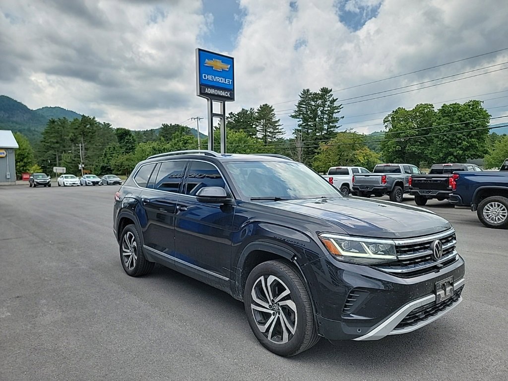 2021 Volkswagen Atlas SEL Premium photo 3