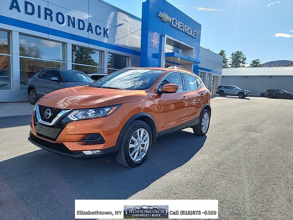 2022 Nissan Rogue Sport SV