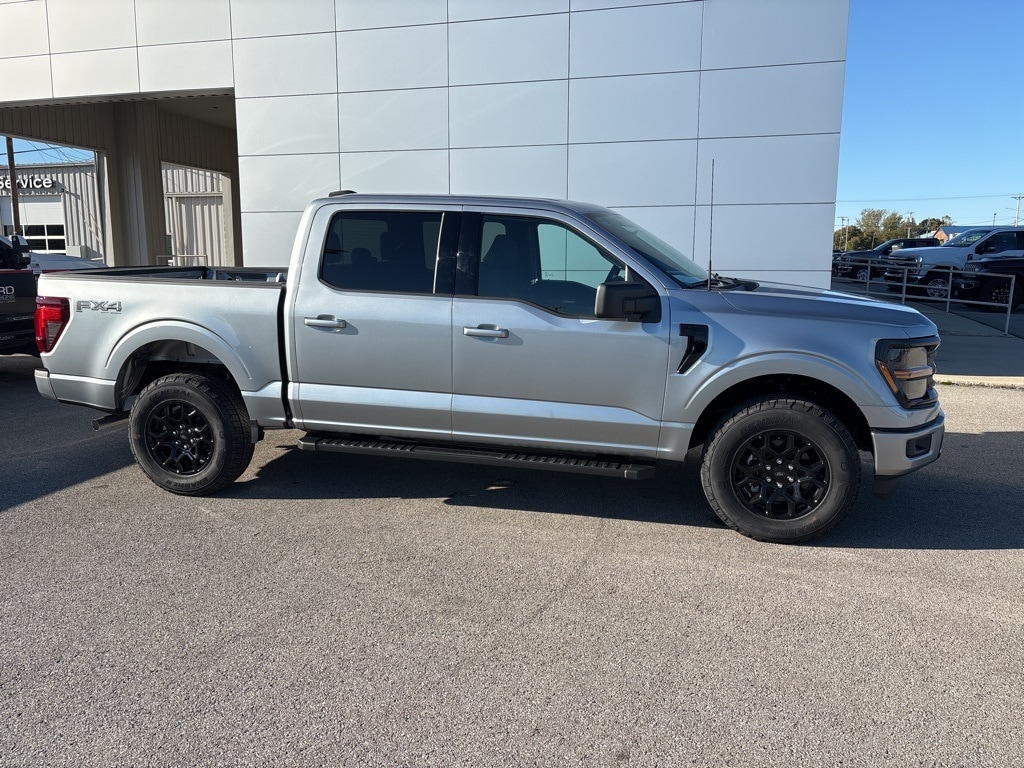 2025 Ford F-150 XLT's photo