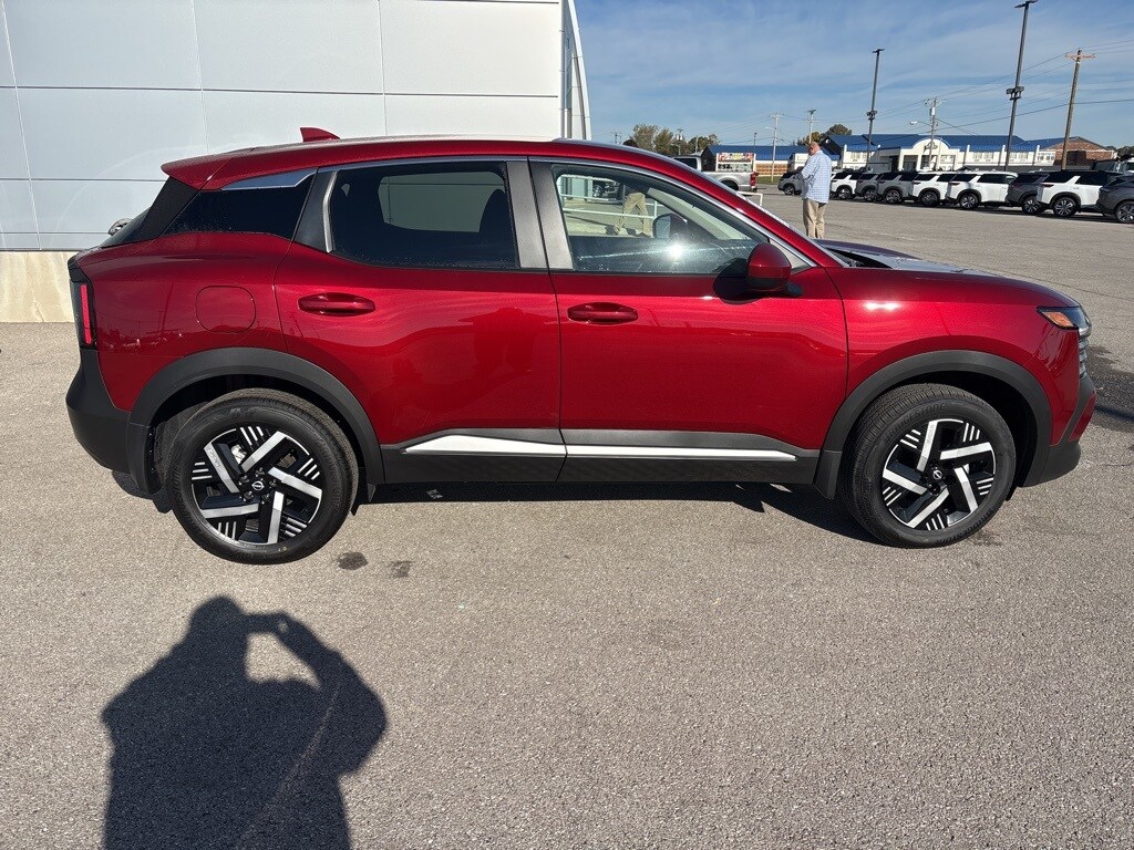 New 2025 Nissan Kicks SV SUV