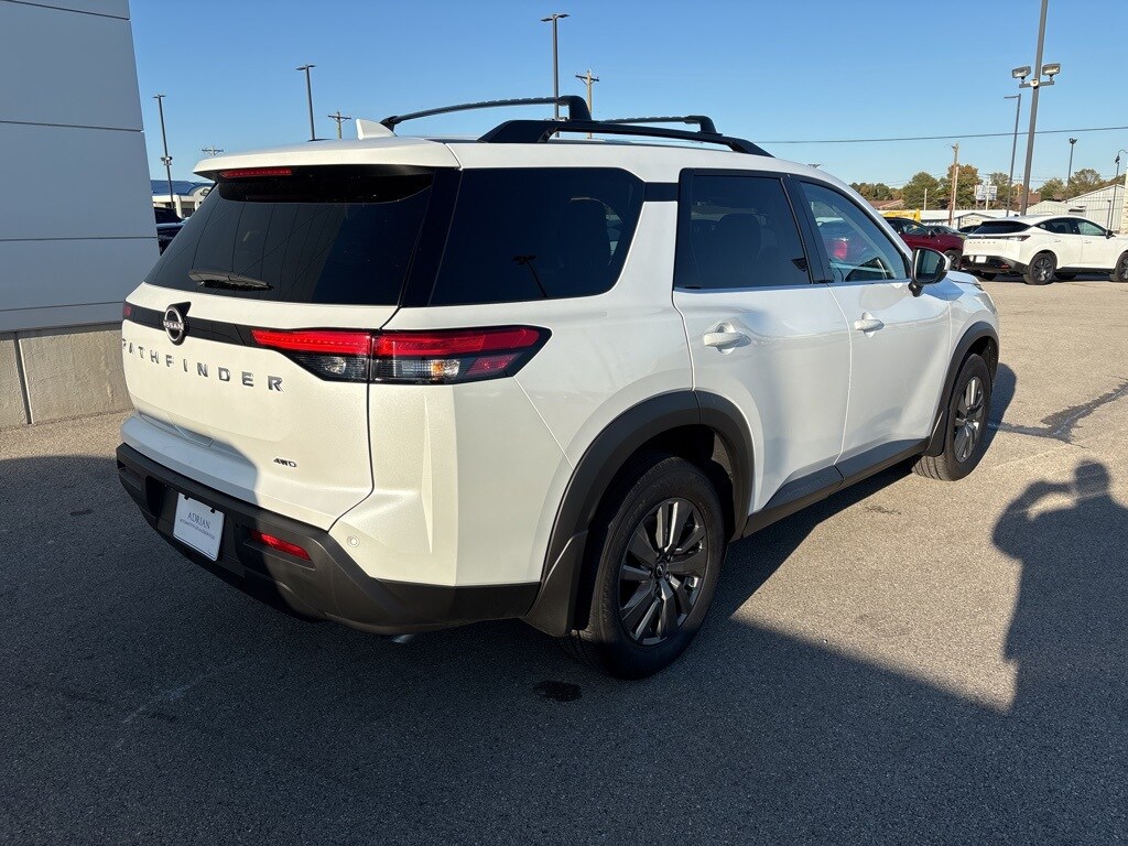 New 2025 Nissan Pathfinder SV SUV