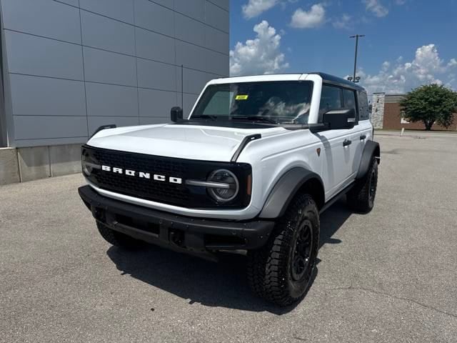 2025 Ford Bronco SUV 