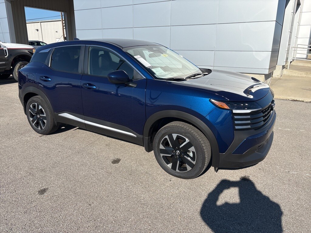 New 2025 Nissan Kicks SV SUV