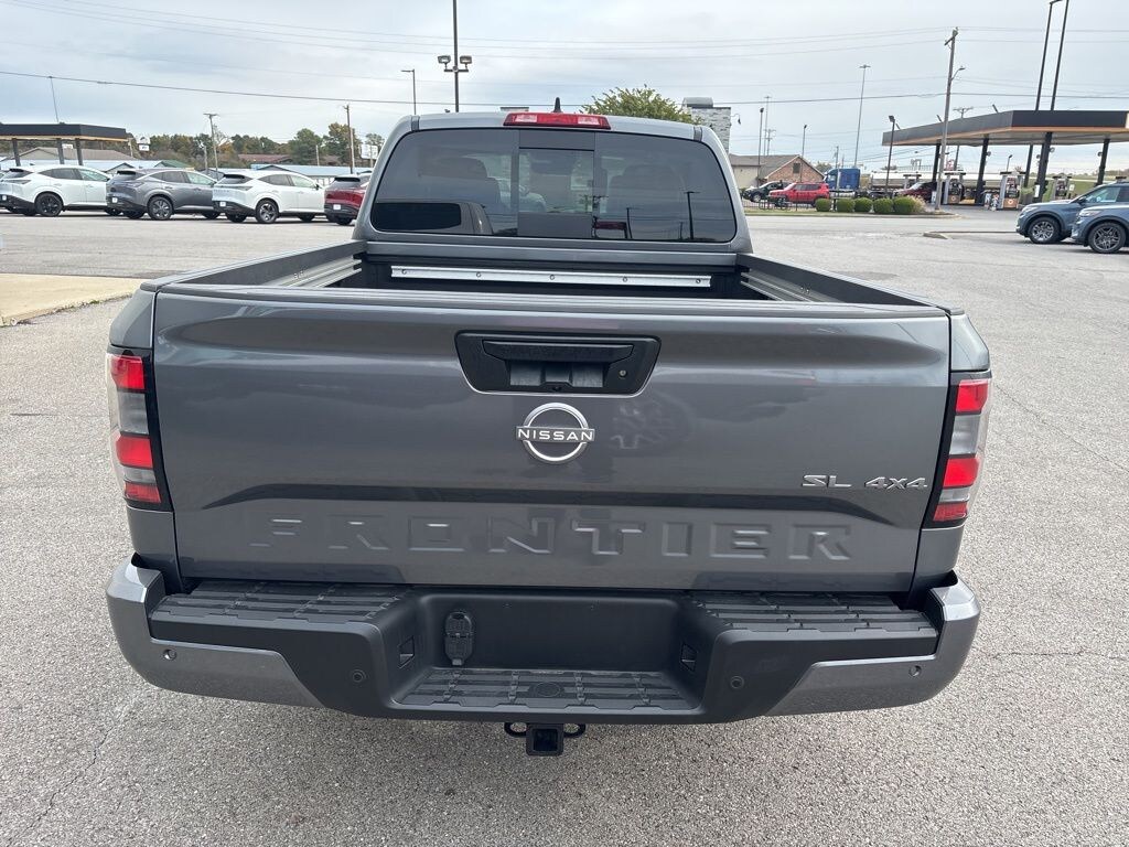 New 2025 Nissan Frontier SL Truck