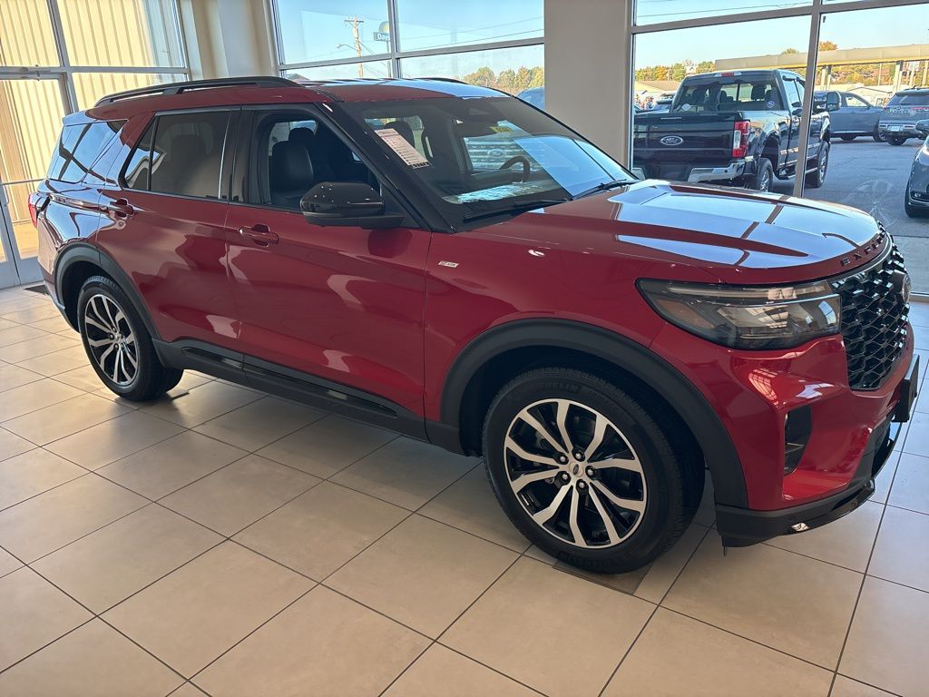2025 Ford Explorer SUV 