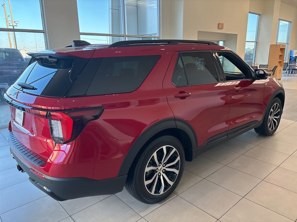 New 2025 Ford Explorer ST-Line SUV