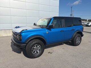2025 Ford Bronco Badlands SUV