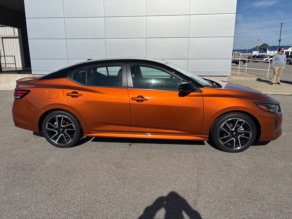 New 2025 Nissan Sentra SR Sedan