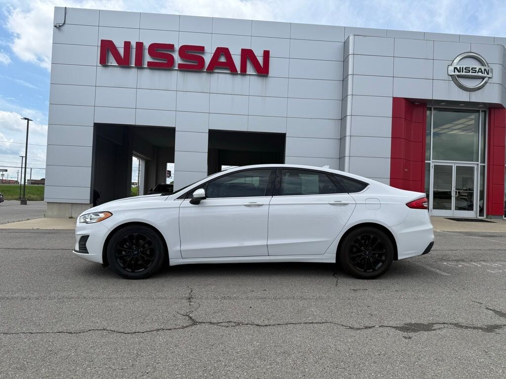 Used 2020 Ford Fusion SE Sedan