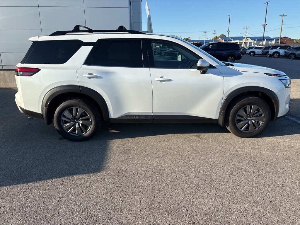 New 2025 Nissan Pathfinder SV SUV