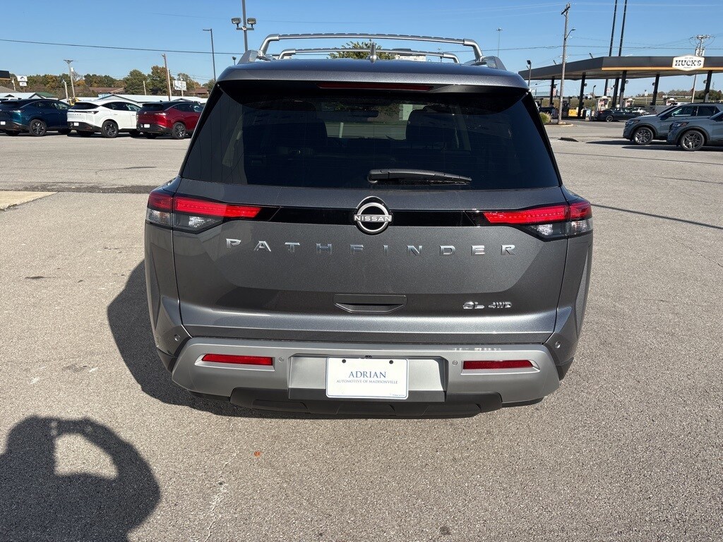 New 2025 Nissan Pathfinder SL SUV