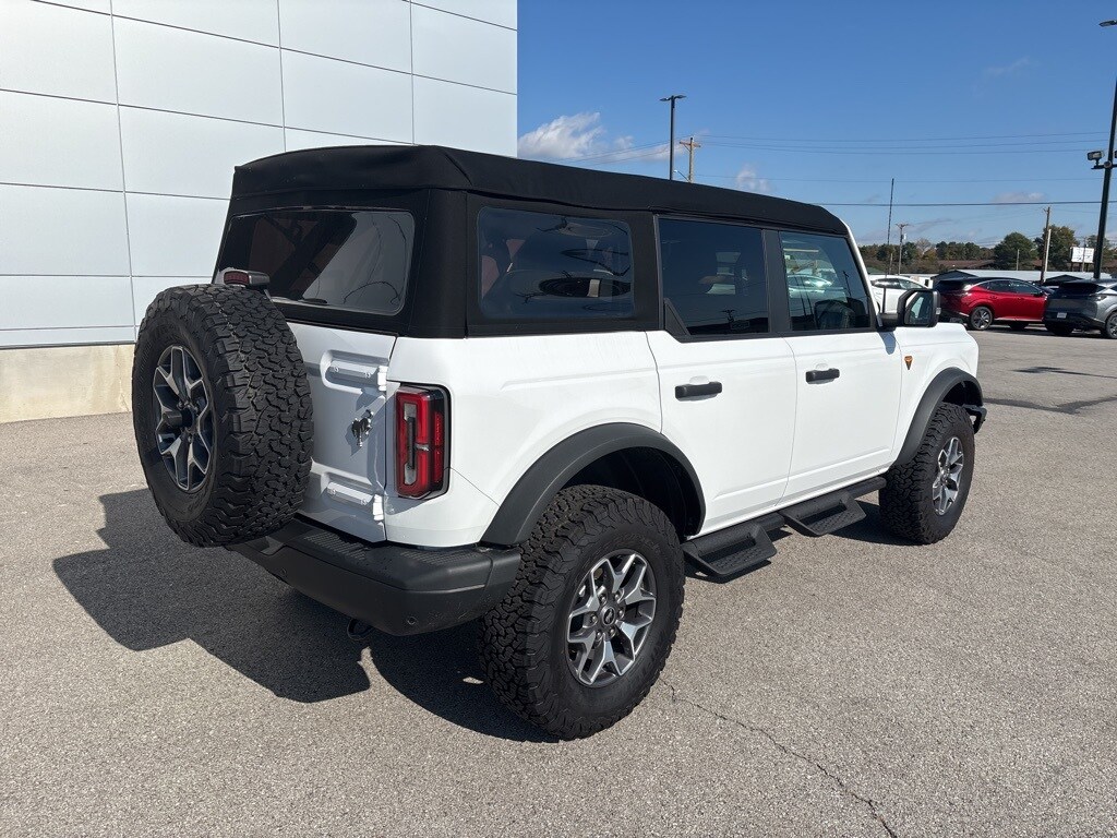 New 2024 Ford Bronco Badlands SUV