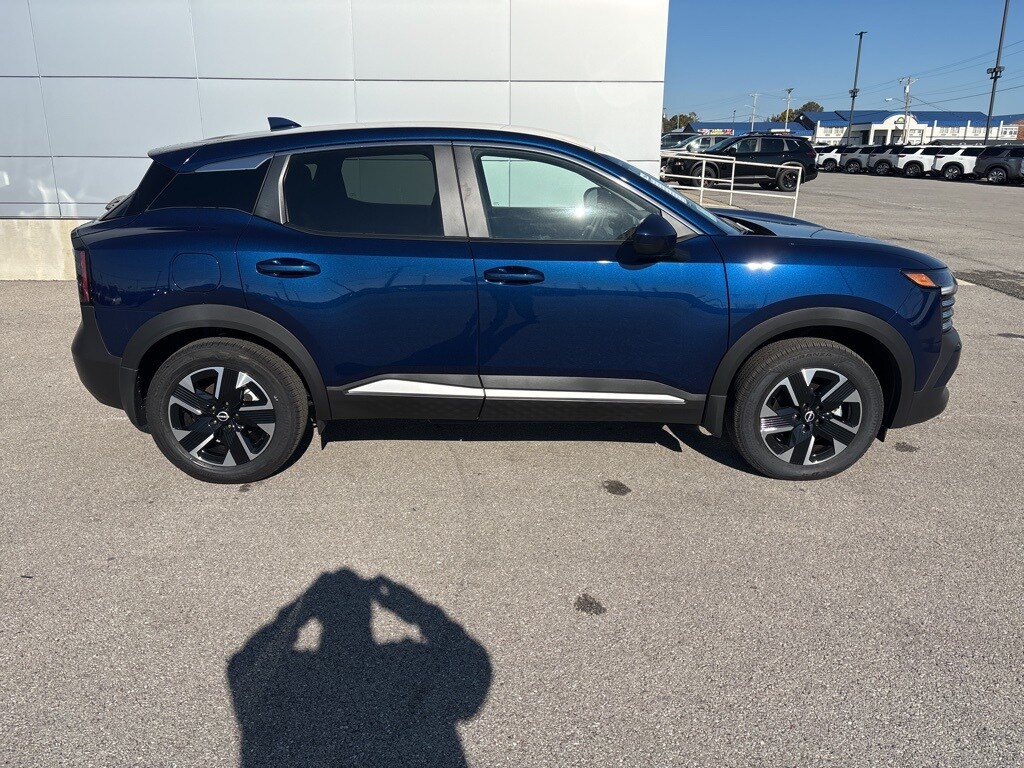 New 2025 Nissan Kicks SV SUV