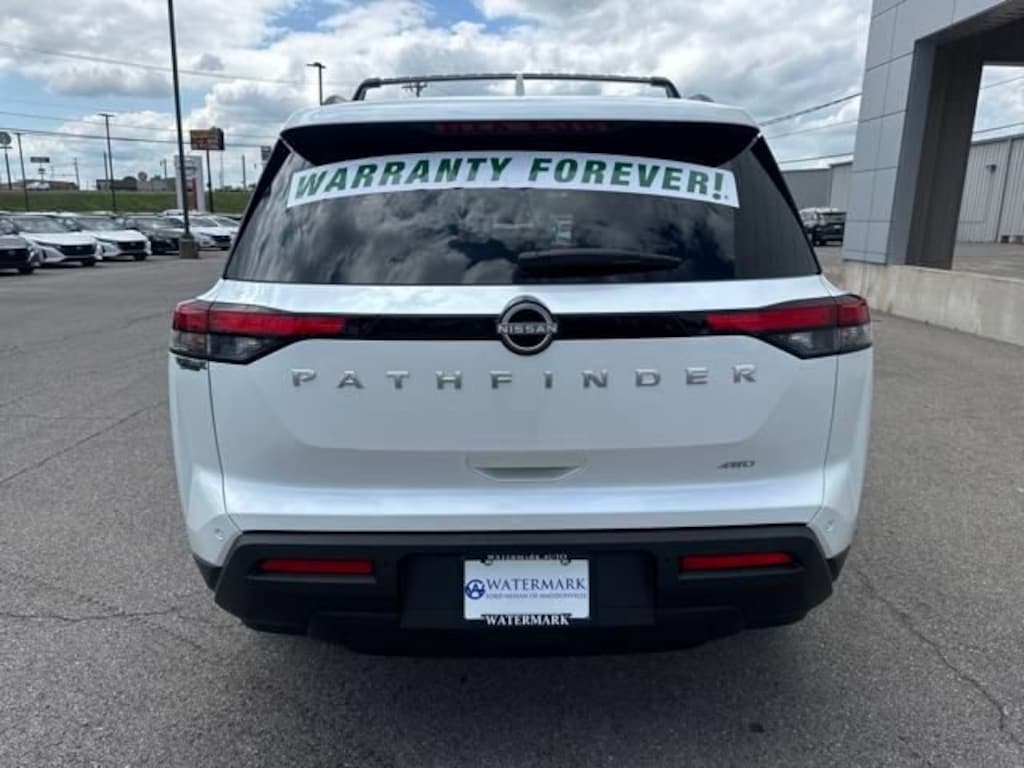 New 2025 Nissan Pathfinder SV SUV