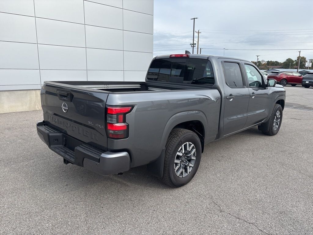 New 2025 Nissan Frontier SL Truck