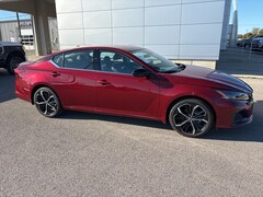 2025 Nissan Altima 2.5 SR Sedan