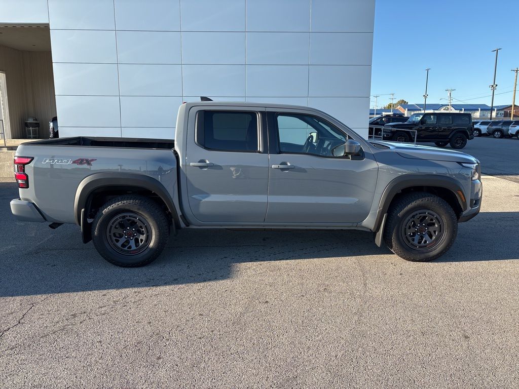 2025 Nissan Frontier Truck 