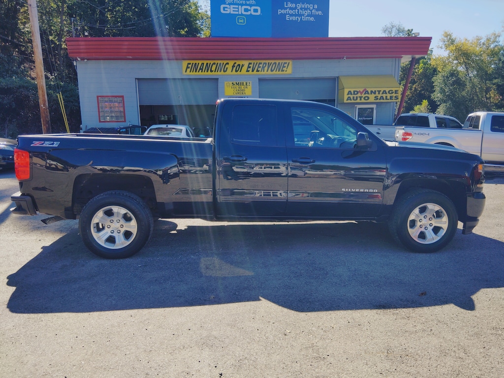 Used 2017 Chevrolet Silverado 1500 LT w/1LT Truck Double Cab