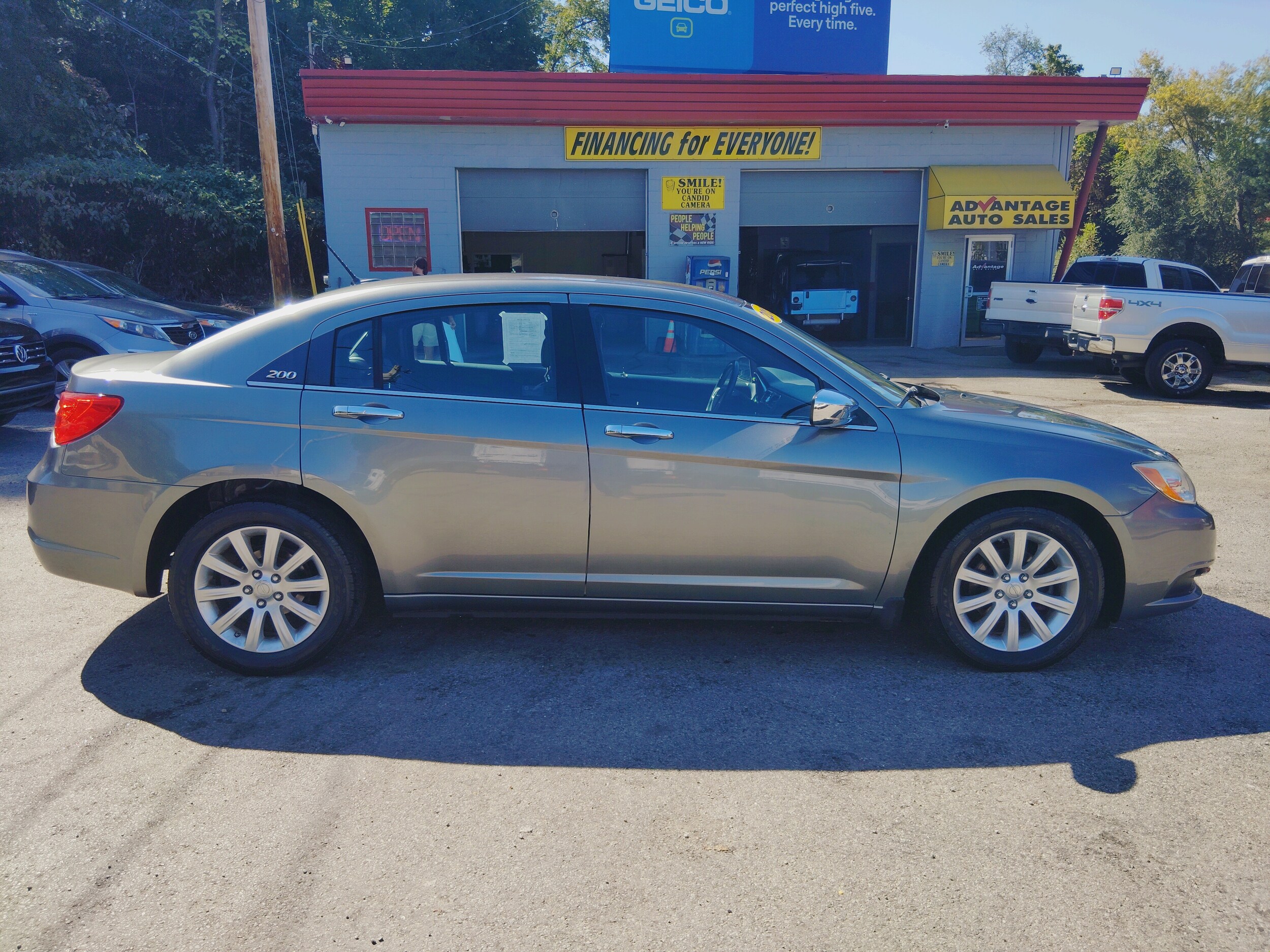 2013 Chrysler 200
