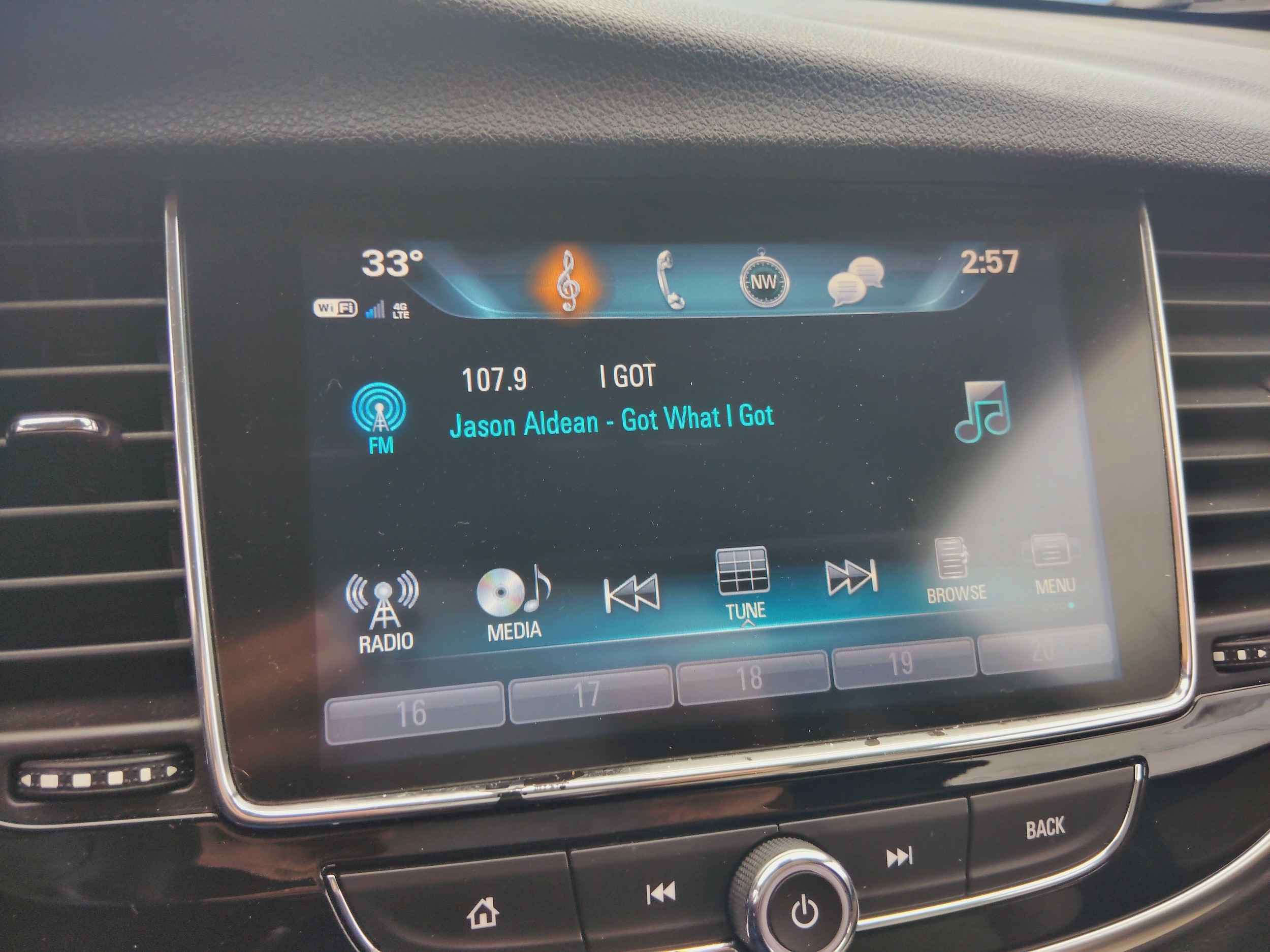 2017 Buick Encore Preferred II - Photo 18