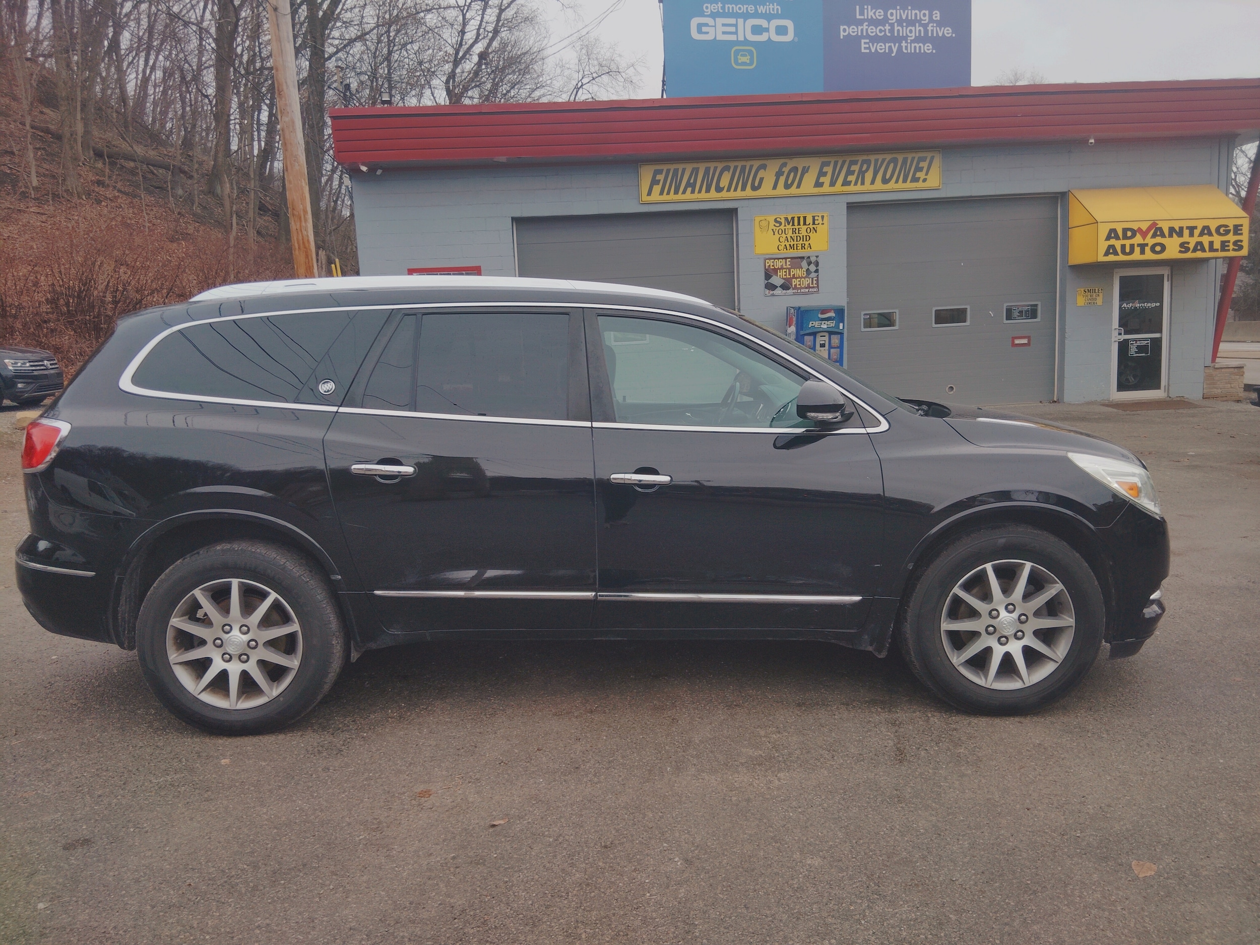 2017 Buick Enclave Leather's photo