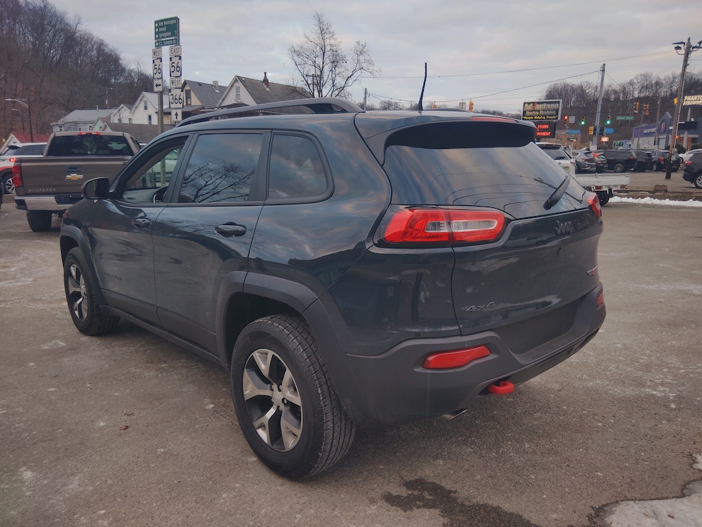Used 2017 Jeep Cherokee Trailhawk 4x4 SUV