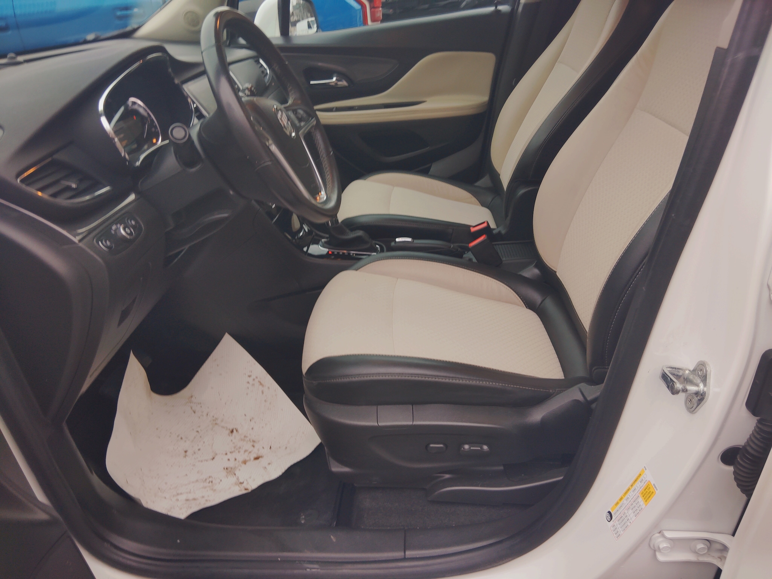 2017 Buick Encore Preferred II - Photo 11