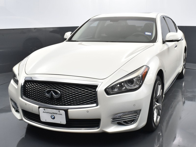 2017 INFINITI Q70L 3.7's photo