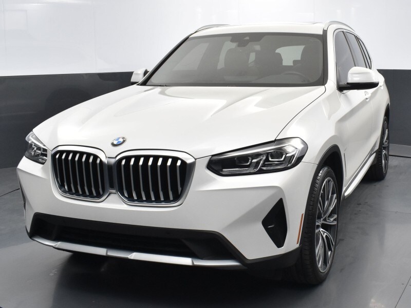 2022 BMW X3 30i's photo