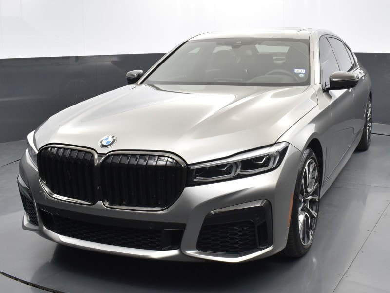2020 BMW 7 Series 750i's photo