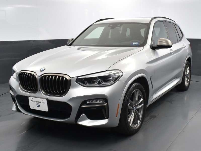 2019 BMW X3 40i's photo