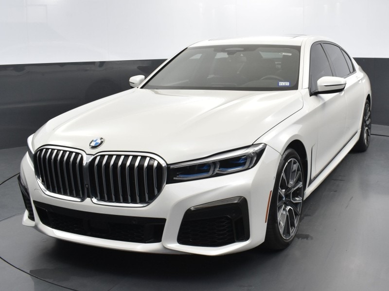 2020 BMW 7 Series 750i's photo