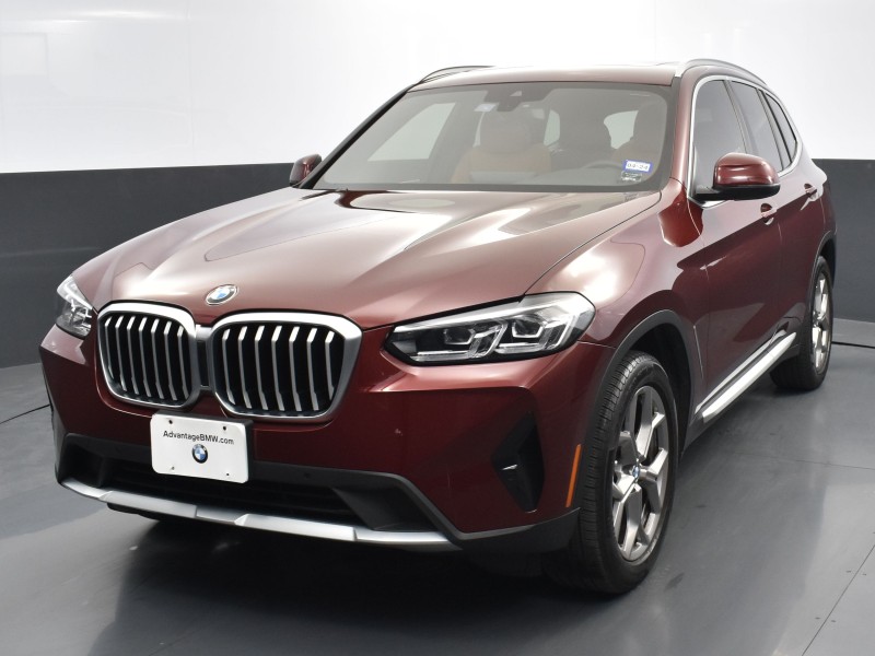 2022 BMW X3 30i's photo