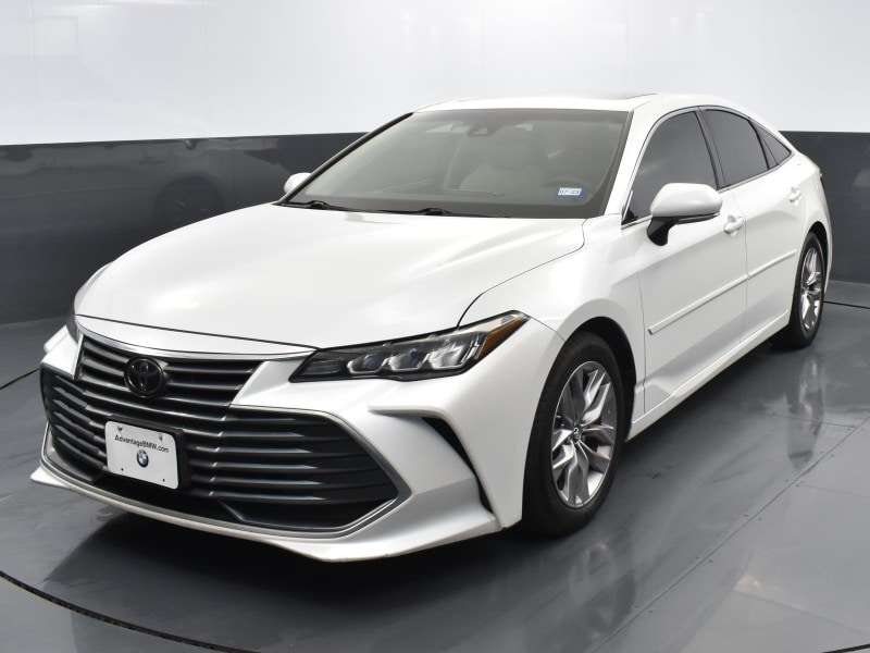 2019 Toyota Avalon XLE's photo