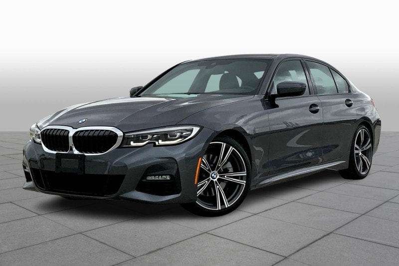 2020 BMW 3 Series 330i's photo
