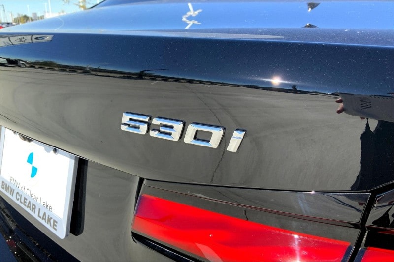 2023 BMW 5 Series 530i - Photo 15