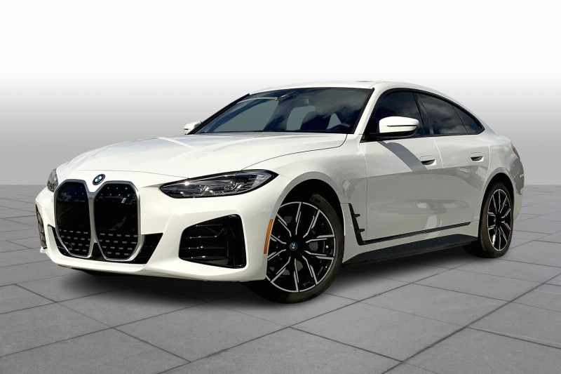 2023 BMW i4 40's photo