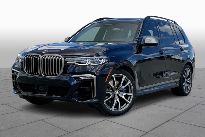 2022 BMW X7 M50i's photo