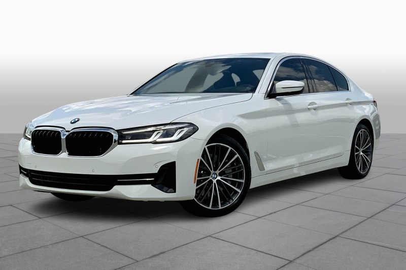 2022 BMW 5 Series 530i's photo