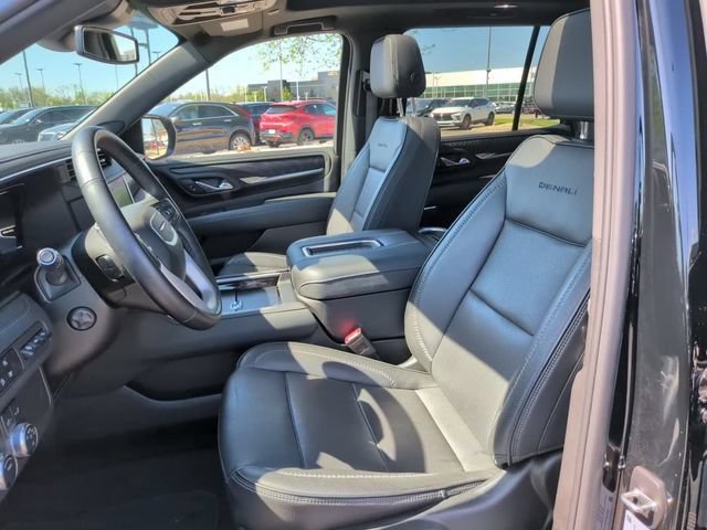 2023 GMC Yukon Denali - Photo 19