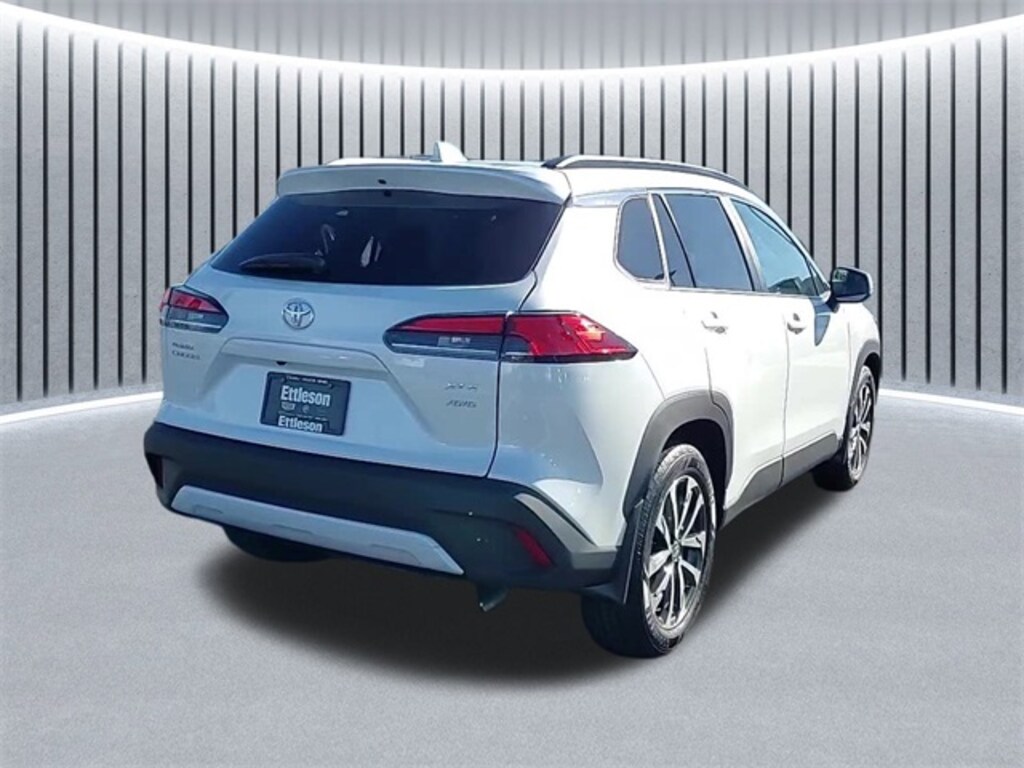 Used 2024 Toyota Corolla Cross XLE SUV