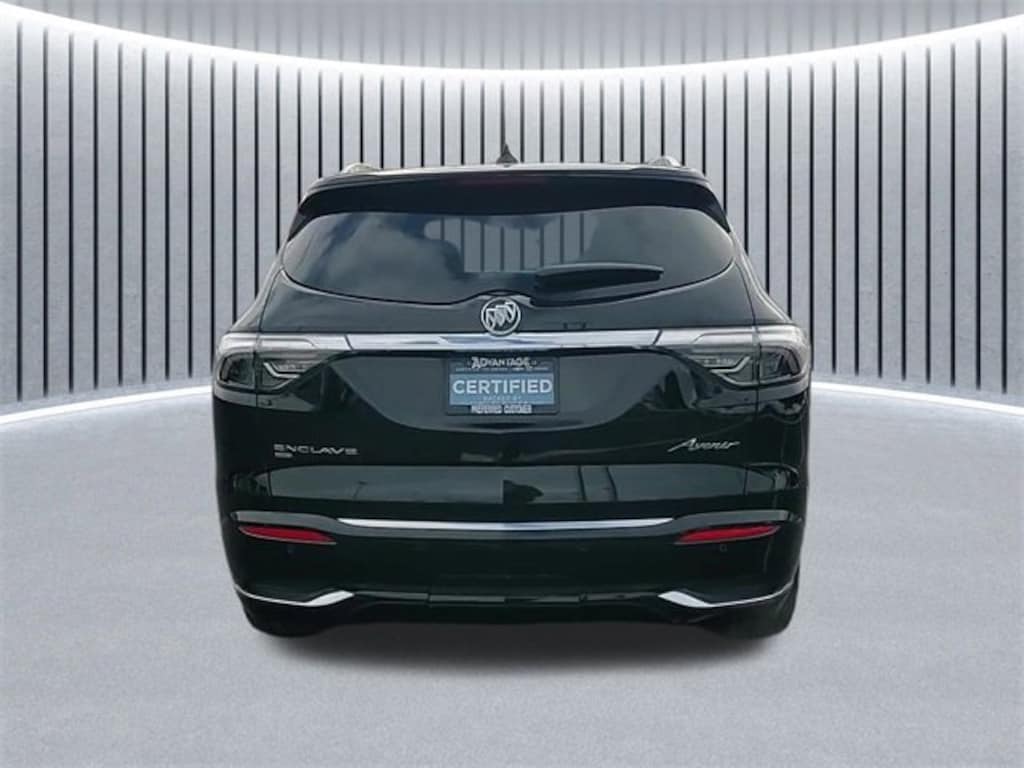 Used 2023 Buick Enclave Avenir SUV