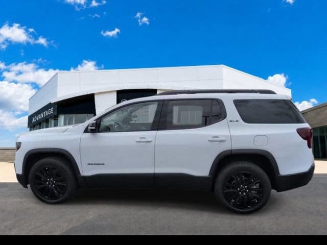 2023 GMC Acadia SLE - Photo 10