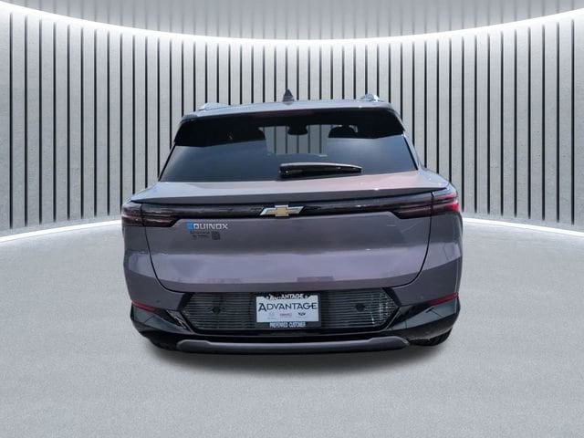 2025 Chevrolet Equinox EV LT - Photo 6