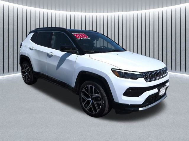 2025 Jeep Compass Limited 4X4's photo