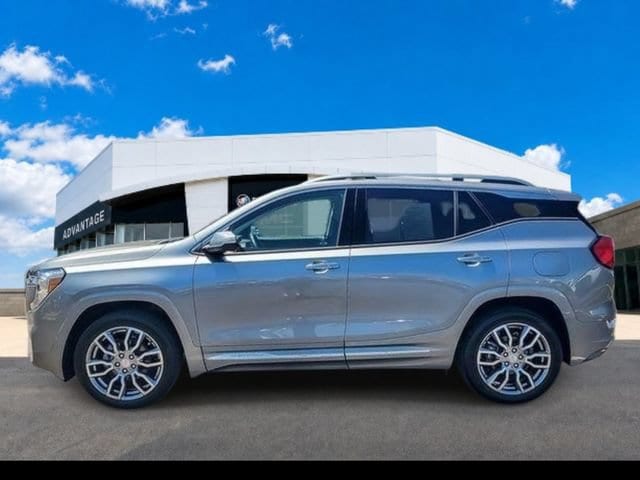 2023 GMC Terrain Denali - Photo 9