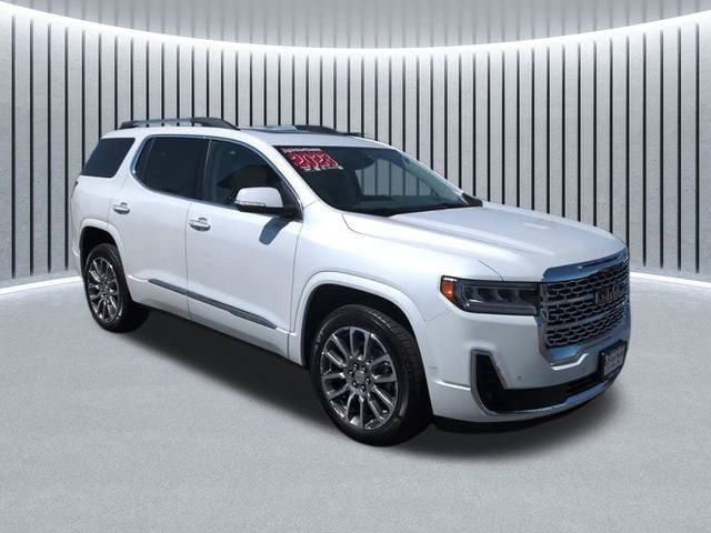 2023 GMC Acadia Denali AWD's photo