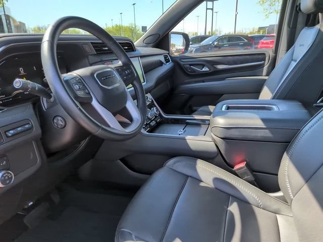 2023 GMC Yukon Denali - Photo 20