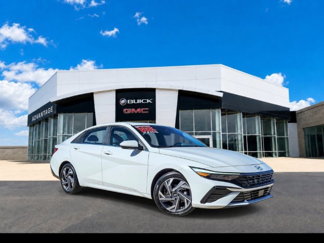 Used 2025 Hyundai Elantra SEL with VIN KMHLS4DG1SU874225 for sale in Hodgkins, IL